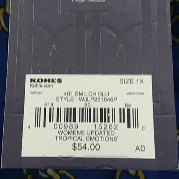 COPY - NWT Jennifer Lopez flowy sheer blouse 3/4 sleeve - Picture 7 of 13